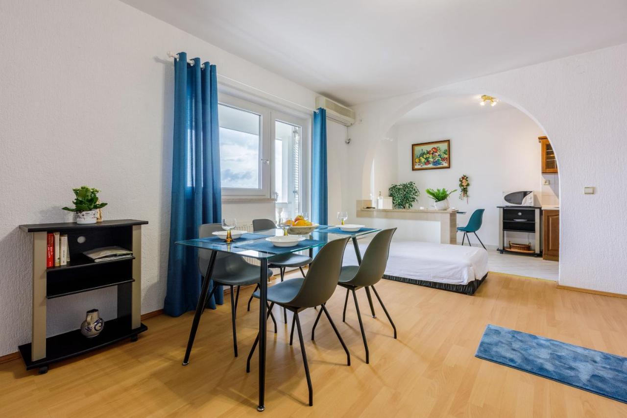 Anita Apartment